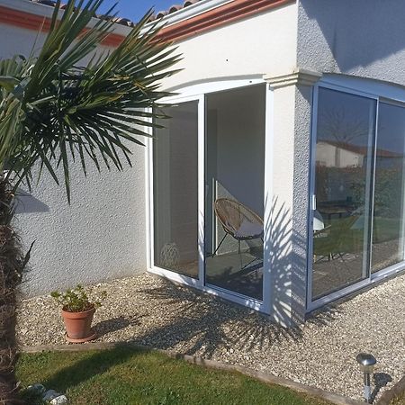 Suite privée au calme SdB,WC, Pdj Brax  Exterior foto