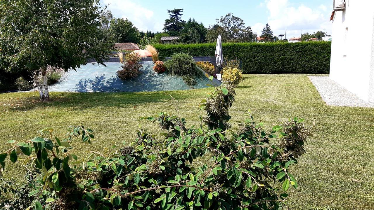 Suite privée au calme SdB,WC, Pdj Brax  Exterior foto